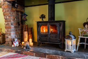 Cosy - 2- click for photo gallery